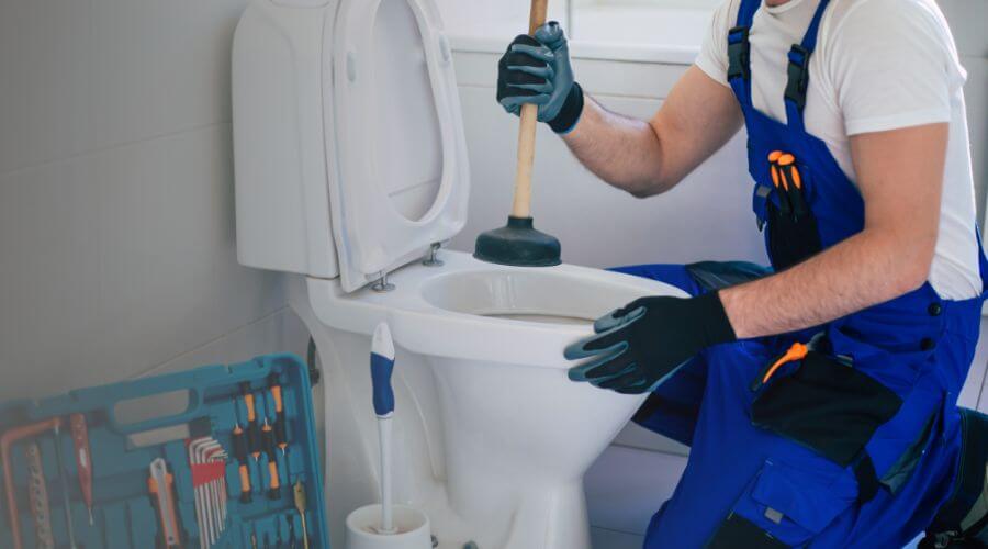 Local annual plumbing maintenance in Knoxville, TN